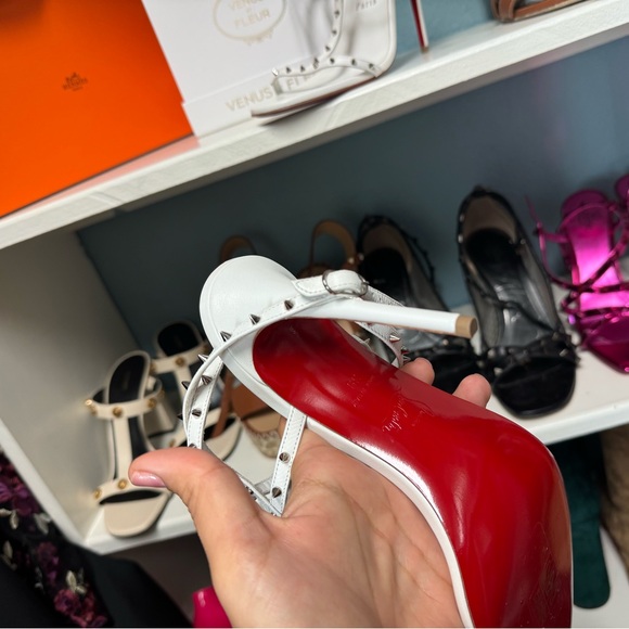 Brand new Christian Louboutin heels size39 never worn bought from Neiman Marcus - Picture 1 of 5